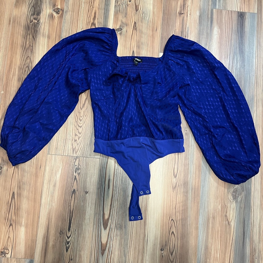 Express sweetheart neck body suit